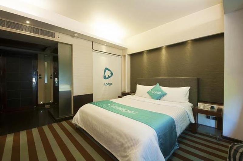 The Madison Hotel New Delhi Bagian luar foto