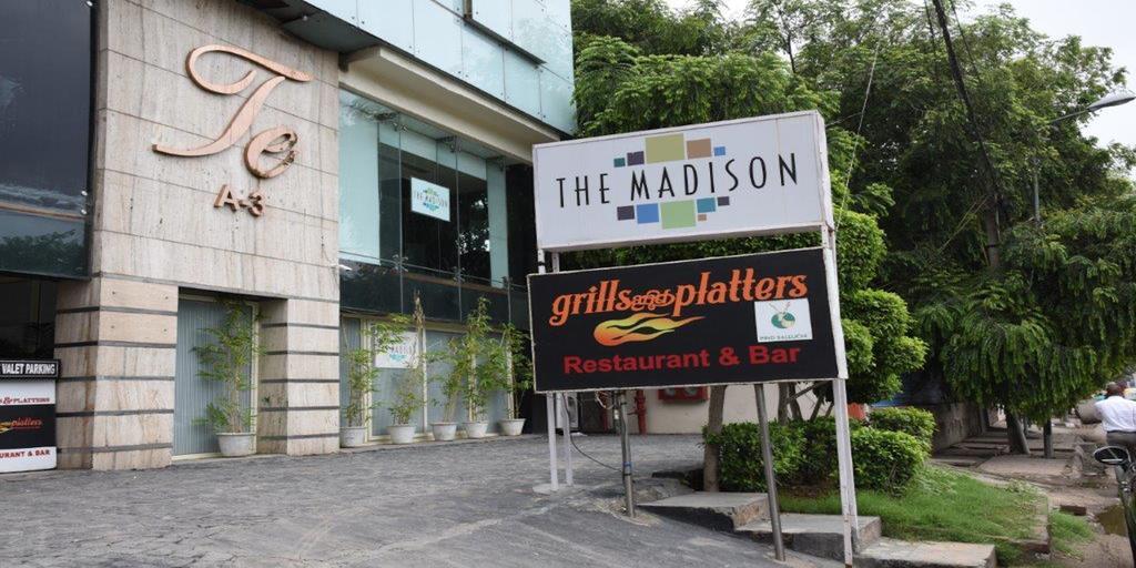 The Madison Hotel New Delhi Bagian luar foto