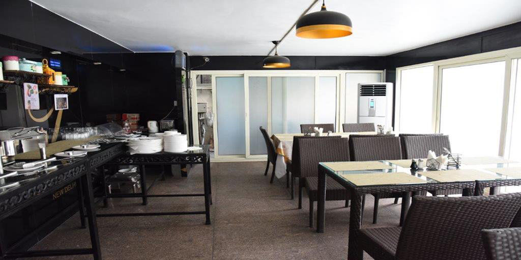The Madison Hotel New Delhi Bagian luar foto
